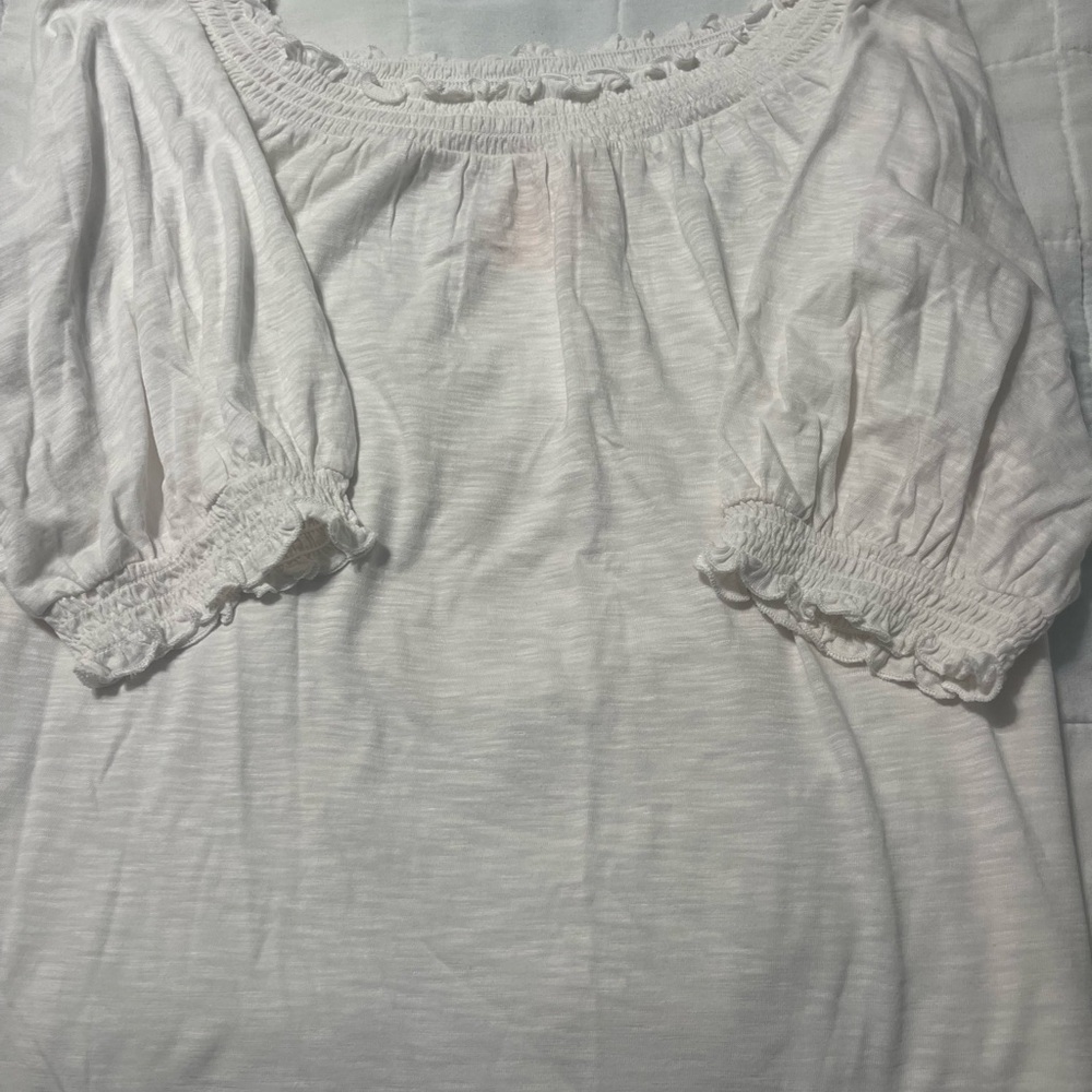 NWOT “KNOX ROSE” TOP Size: Large - Picture 2 of 3